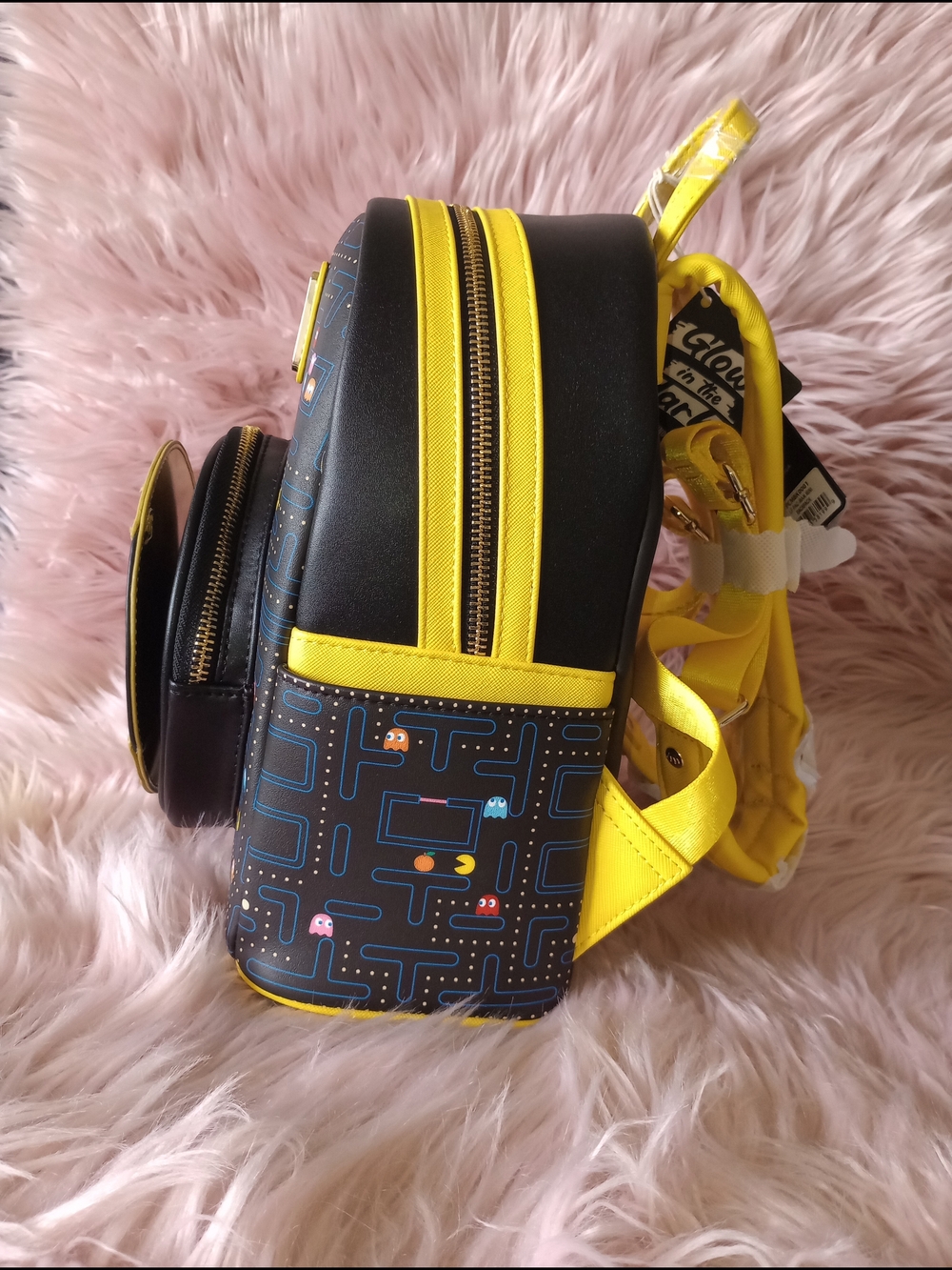 Loungefly PacMan GITD Mini Backpack - Picture 12 of 13